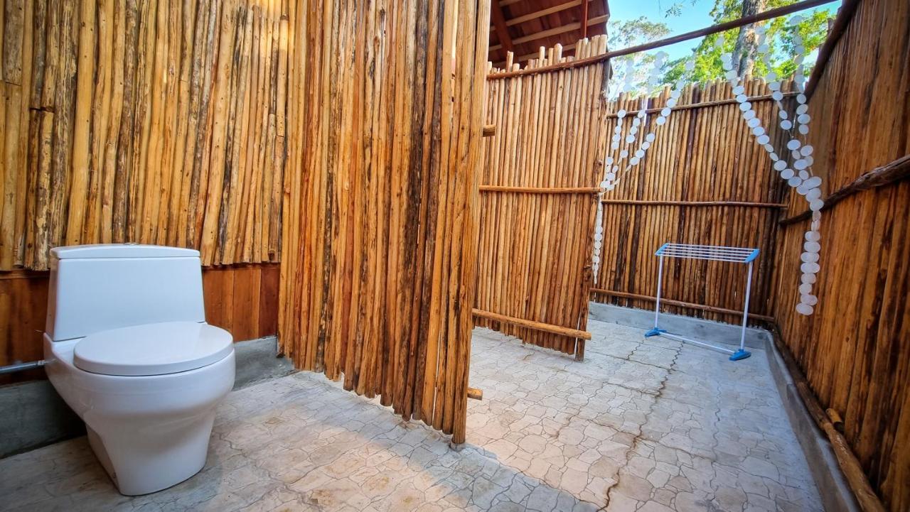 Lihaga Island & Beach Club Serai Екстер'єр фото