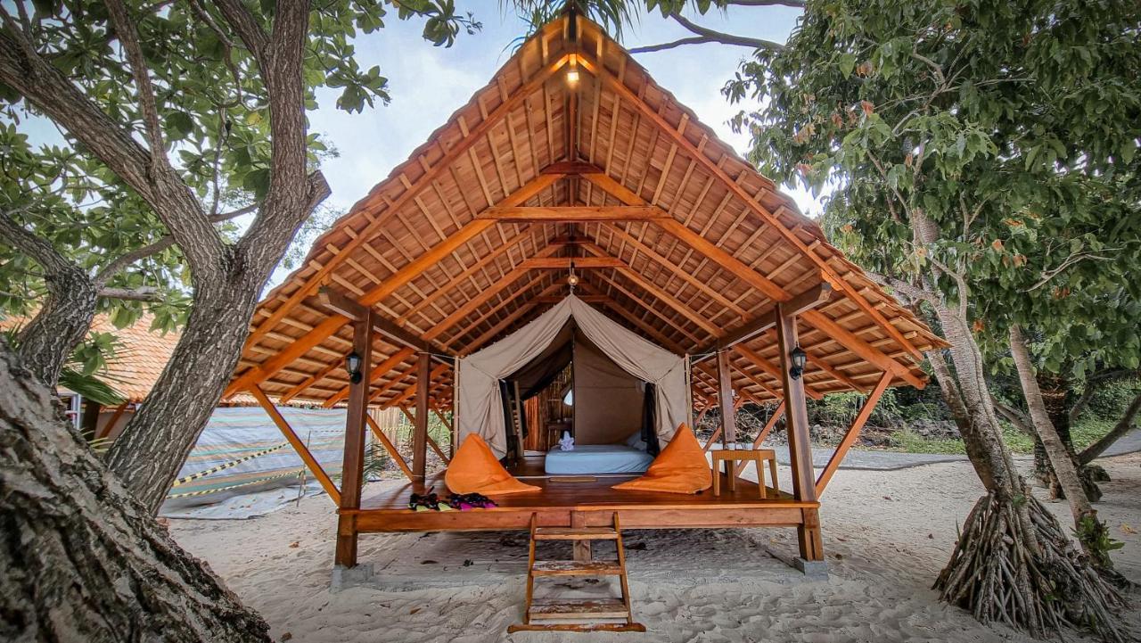 Lihaga Island & Beach Club Serai Екстер'єр фото